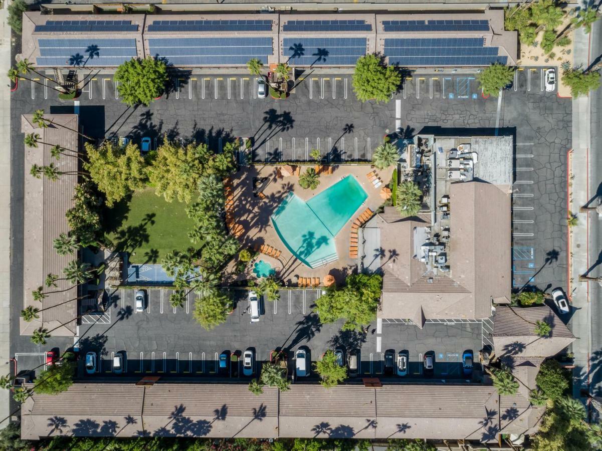 Caliente Tropics Hotel Палм Спринг Екстериор снимка